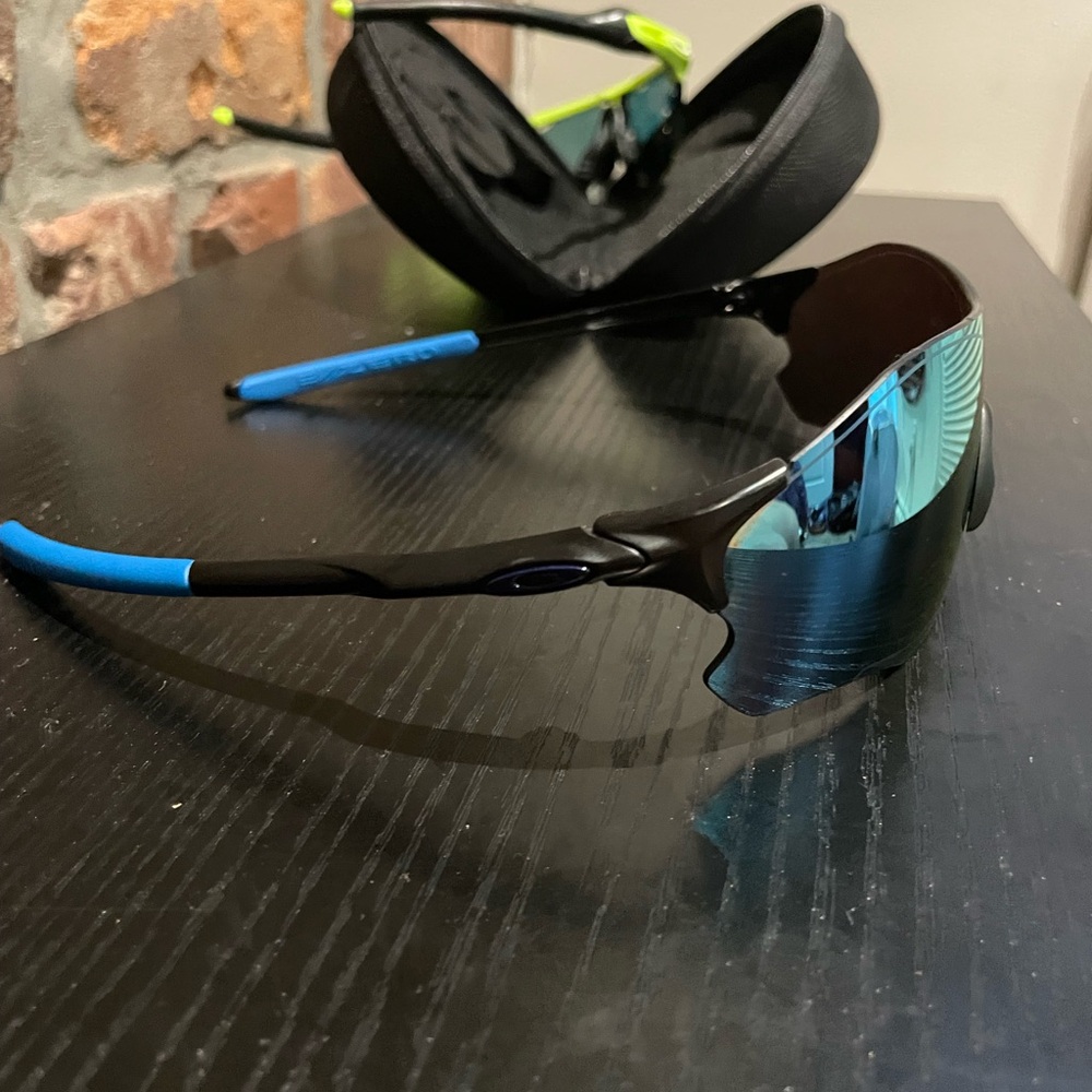 Oakley Black Sunglasses with Blue Accents - Picture 3 of 5
